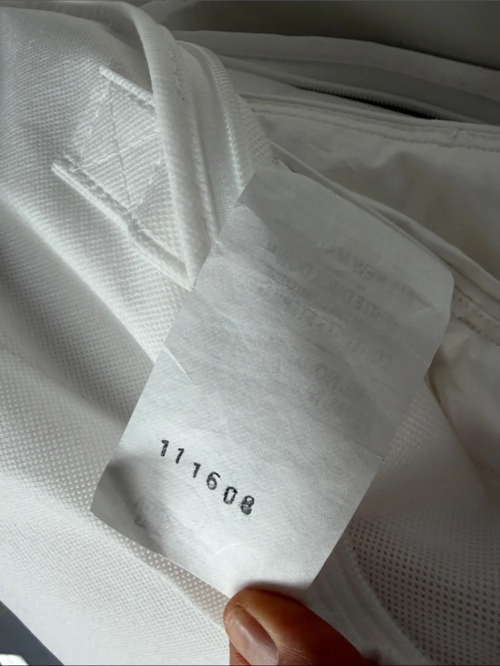 NWT Quince Premium Duck Down Lightweight Comforter King / Cal King 9927